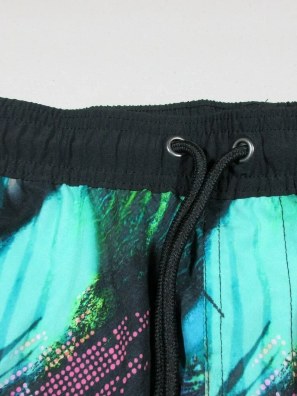 Hot Coals mens colorful unlined Hawaiian swim trunks L EUC